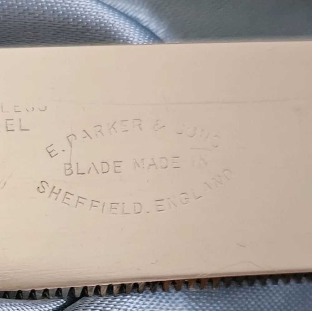 Vintage 1960's W Parker & Sons Sheffield carving set and steak knifes. 9 piece